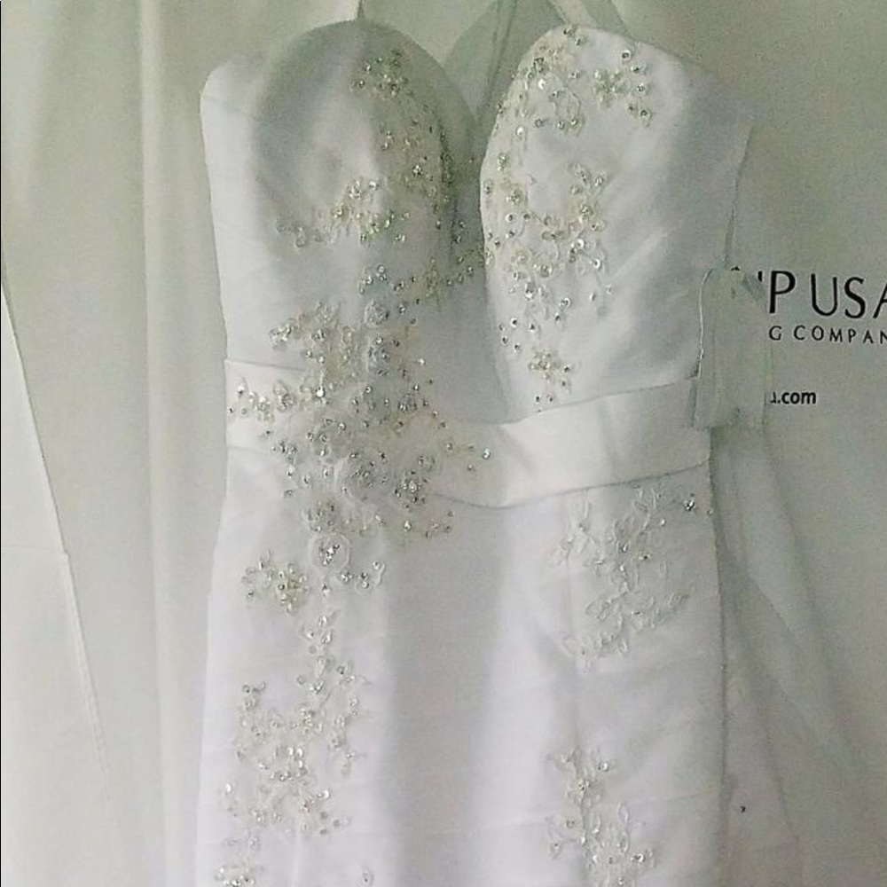 Bridal gown Brand new with tags! Camille La Vie - Picture 3 of 6